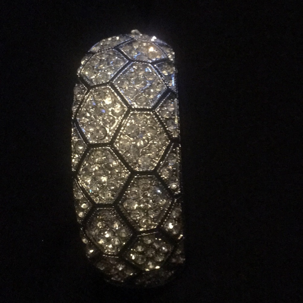 Beautiful Faux Rhinestone bracelet